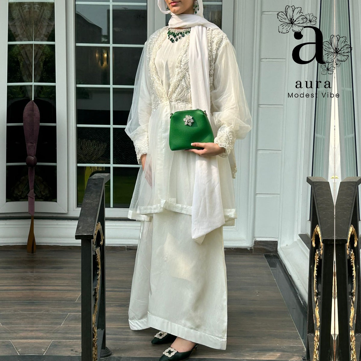 Pearl White Abaya